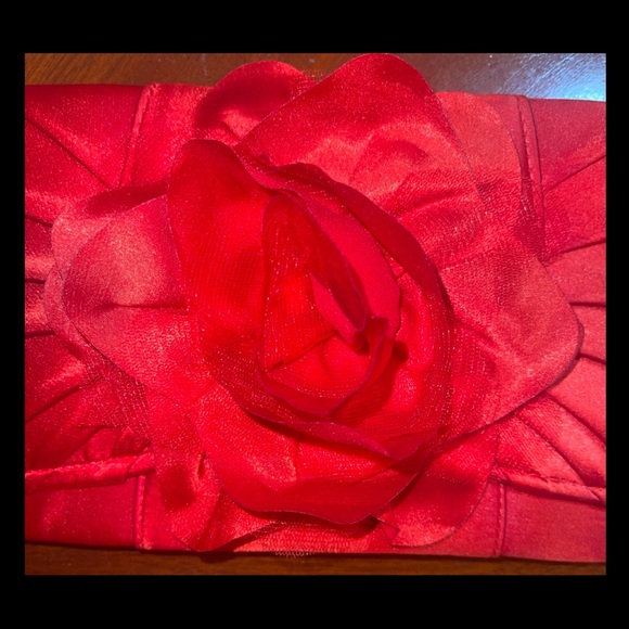 Women’s clutch purse❤️‍🔥 - Picture 2 of 3